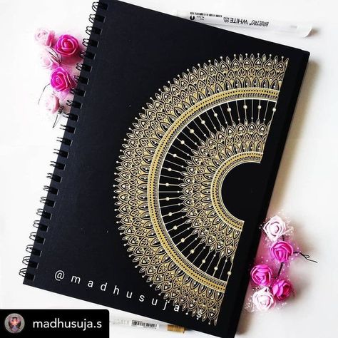 Lippan Kaam, Henna Canvas, Mandala Creative, Mandala Sketch, Buddha Art Drawing, Easy Mandala Drawing, Black Paper Drawing, Mandala Art Therapy, Pen Art Drawings