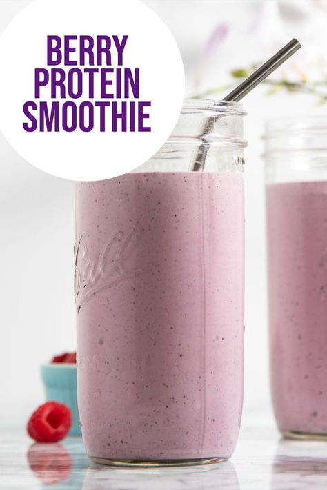 Vanilla Protein Powder Smoothie, Vanilla Protein Shake Recipes, Vanilla Protein Smoothie, Berry Protein Smoothie, Protein Powder Smoothie, Protein Powder Shakes, Vanilla Protein Shakes, Detox Drink Before Bed, Protein Smoothies