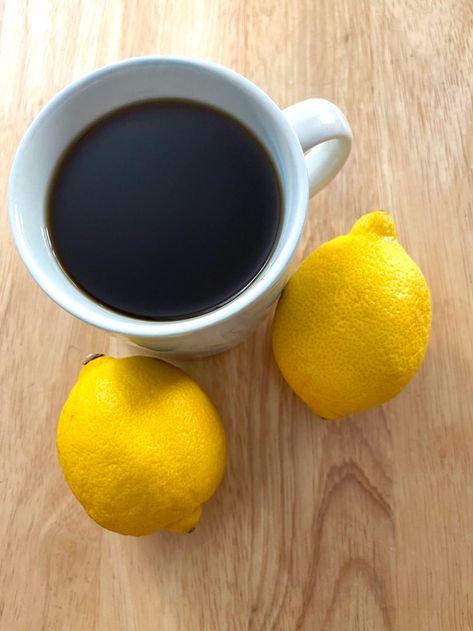 lemon coffee Lemon In Coffee, Lemon Coffee And Hot Water, Black Coffee With Lemon Benefits, Coffee And Lemon Drink Benefits, Coffee And Lemon Diet, Coffee And Lemon Drink, Coffee With Lemon, Lemon Juice Diet, Coffee And Lemon