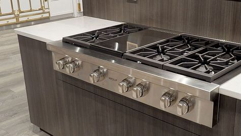 The Best 30-Inch Gas Cooktops (Reviews / Ratings / Prices) Wolf Cooktop, Gas Range Top, Modern Stoves, Cooktop Gas, Kitchen Cooktop, Cook Top Stove, Kitchen Suite, Gas Stove Top, Lake House Kitchen