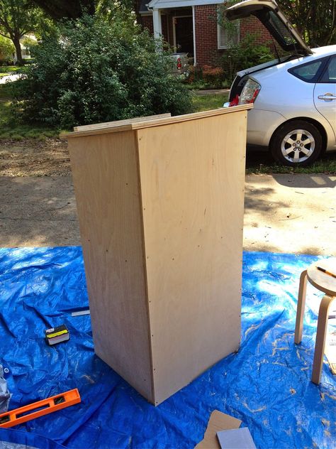 Patti Wagon: Woodworking 101 Diy Podium, Man Cave Building, Advanced Woodworking Plans, Wood Crafting Tools, Lathe Tools, Great Hobbies, Church Ideas, Wood Lathe, Wood Working For Beginners