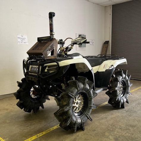 Honda Four Wheelers, Mudding Four Wheelers, Honda Rubicon, Four Wheelers For Sale, Lifted Vehicles, Atv Four Wheelers, Face Gear, Honda Rancher, Four Wheeler