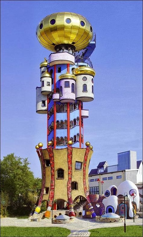 The Hundertwasser Turm in Abensberg....Kuchlbauer Tower is an observation tower designed by Austrian architect Friedensreich Hundertwasser on the grounds of the Kuchlbauer Brewery in Abensberg a town in Lower Bavaria in Germany. Whimsical Architecture, Unusual Houses, Hundertwasser Architecture, South Germany, Observation Tower, Hundertwasser Art, Europa Park, Unusual Buildings, Unusual Homes