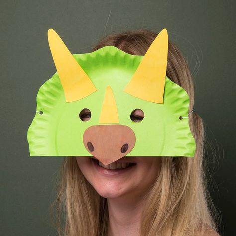 Paper Plate Dinosaur Mask – The Laurie Berkner Band Paper Plate Dinosaur, Dinosaur Crafts Kids, Dinosaur Crafts Preschool, Dino Craft, Dinosaur Activities Preschool, Dinosaur Projects, Dinosaur Mask, Dinosaurs Preschool, Masks Crafts