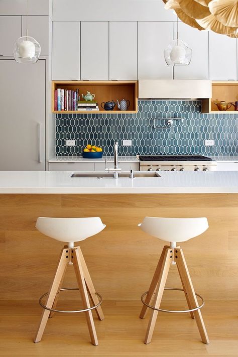 Here Are 6 Midcentury Modern Kitchen Backsplash Ideas That Will Steal Your Heart | Hunker Blue Backsplash Kitchen, Backsplash Herringbone, Modern Kitchen Backsplash, Marble Backsplash Kitchen, Backsplash Tile Design, Light Wood Kitchens, Blue Backsplash, Kitchen Backsplash Designs, Sleek Kitchen