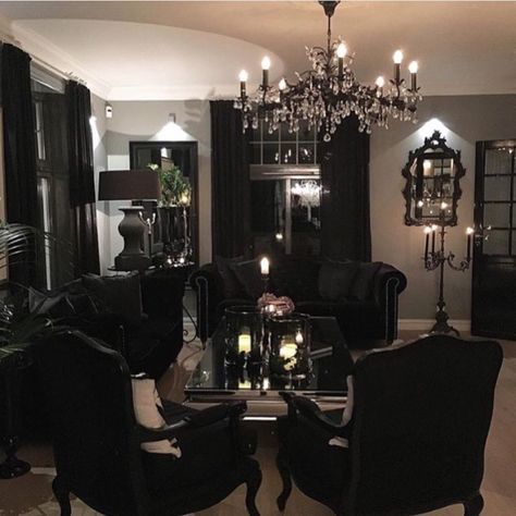 via classyinteriors Instagram Black Living Room Decor, Gothic Interior, Dark Home Decor, Black Living Room, Goth Home Decor, Dark Home, Living Room Decor Cozy, Gothic Home Decor, House Room