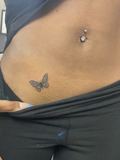 Pelvic Tattoos, Hip Thigh Tattoos, Belly Tattoos, Hand Tattoos For Girls, Hip Tattoos Women, Small Meaningful Tattoos, Birthday Makeup, Cute Tiny Tattoos, Dope Tattoos For Women