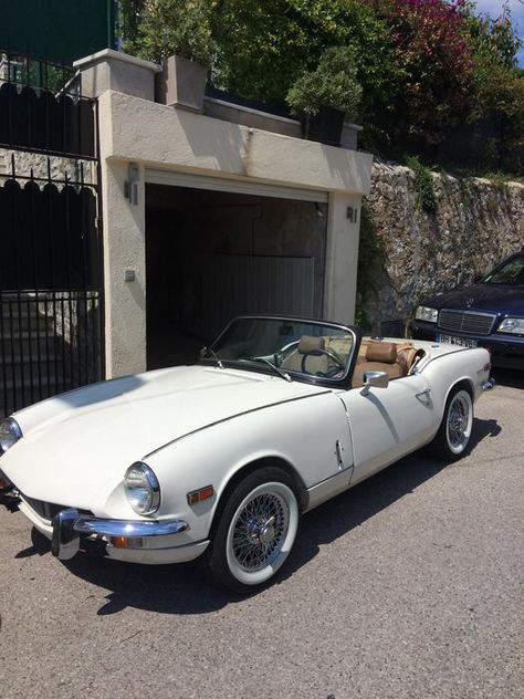 Simon's 1970 Triumph Spitfire MkIII - AutoShrine Registry Triumph Cars, Triumph Spitfire, Car Show, Classic Cars, Bmw Car, Suv Car, Road, Cars, Vehicles