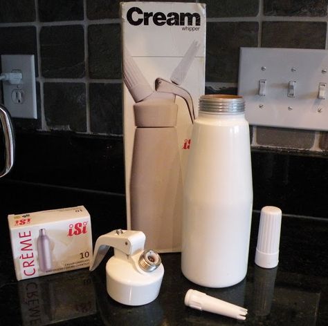 Isi Whipper Recipes, Whipped Cream Dispenser Recipe, Recipes With Whipping Cream, Whip Cream, Homemade Whipped Cream, Cool Whip, Cream Recipes, Sweets Treats, Favorite Holiday