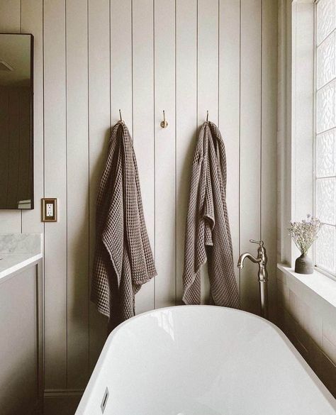 34 Vertical Shiplap Bathroom Ideas You Don’t Want to Miss Vertical Shiplap Bathroom, Shiplap Bathroom Wall, Shiplap Bathroom, Narrow Bathroom, Bathroom Decor Ideas Colors, Downstairs Bathroom, Inspo Board, Bathroom Renos, Ship Lap Walls