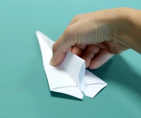 How To Make The Fastest Paper Airplane Paper Airplanes How To Make Easy, How To Make A Paper Airplane, Fastest Paper Airplane, Paper Airplane Steps, Affordable Bedding, Airplane Design, Paper Airplane, Paper Hat, Paper Airplanes