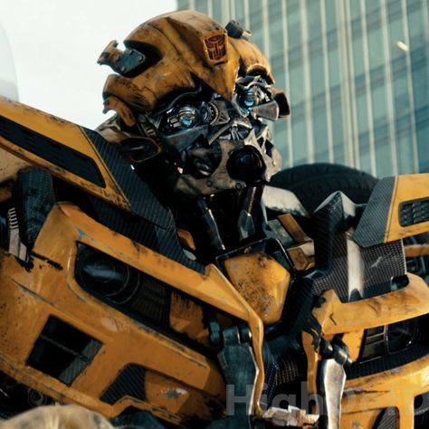 Bumblebee Cute Transformers, Bumblebee Transformers Aesthetic, Bumblebee Icon Transformers, Bumblebee Pfp, Hear Me Out Cake Characters, Hear Me Out Characters, Transformers Transformation, Hear Me Out Cake, Bumblebee Aesthetic