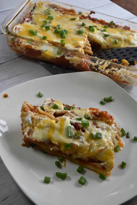 This Mexican Manicotti recipe is a Mexican spin on an Italian classic. Tender Manicotti pasta filled with Mexican spices, ground beef, and beans then topped with melted Mexican cheeses. Mexican Manicotti, Ground Beef And Beans, Mexican Stuffed Shells, Beef And Beans, Manicotti Pasta, Ground Beef Seasoning, Manicotti Recipe, Shells Recipe, Recipe Mexican