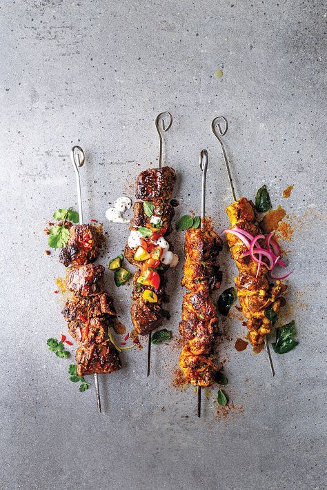 Meat skewers with lemon-chilli-rub, … – License Images – 13458829 ❘ StockFood Chicken Skewers Photography, Grilled Meat Skewers, Barbecue Food Photography, Kebab Aesthetic, Malay Curry, Grilled Kabobs, Food Catalog, Kebab Sticks, Food Photography Studio