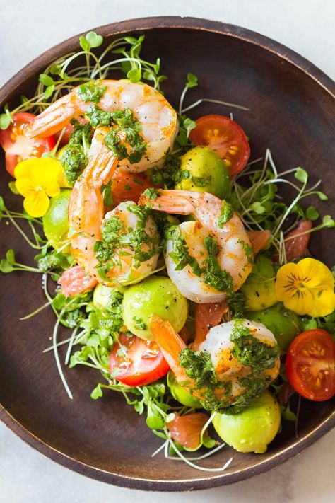 Shrimp Healthy, Salad With Shrimp, Shrimp Avocado Salad, Mexican Shrimp, Prawn Salad, Shrimp Salad Recipes, Cilantro Dressing, Avocado Salad Recipes, Shrimp Avocado