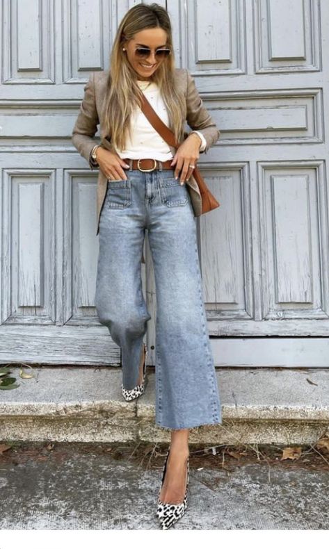 Stile Casual Chic, Wide Leg Jeans Outfit, Looks Jeans, Design Moda, Outfit Primavera, Cooler Look, Casual Chic Outfit, Style Mistakes, Winter Fashion Outfits