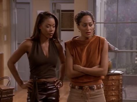 Joan From Girlfriends Outfits, 90s Sitcom Outfits, Joan Clayton Outfits, Girlfriends Tv Show Outfits, Joan Girlfriends Outfits, Joan Clayton Style Girlfriends, Girlfriends Show Outfits, Girlfriends Outfits, Girlfriends Tv Show