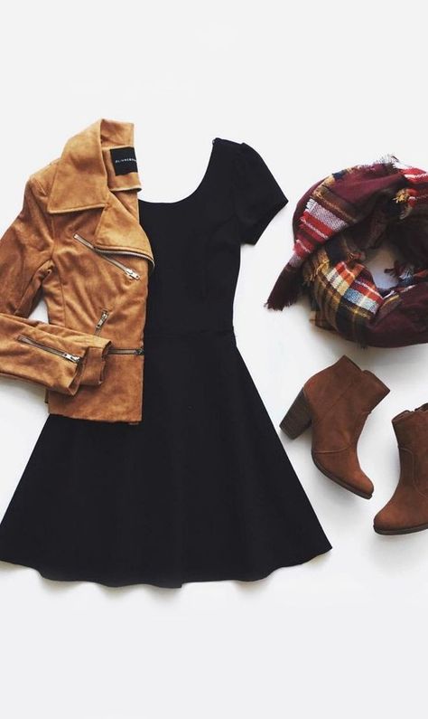 Skater Dress Outfit, Winter Date Night Outfit, Winter Date Night, Black Skater Dress, Outfit Chic, Gorgeous Outfits, Fall Wear, Business Outfit, Look Vintage