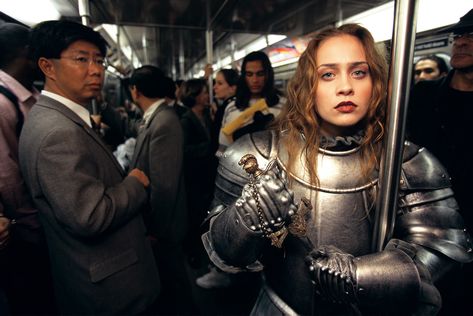 Fiona Apple on the subway in a full suit of armor - Album on Imgur Joe Mcnally, Terrence Loves You, Fiona Apple, Female Armor, Nyc Subway, Joan Of Arc, Suit Of Armor, Ex Machina, Mode Inspiration