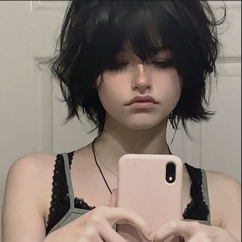 A Girl, Black Hair, Short Hair, I Hope, Hairstyles, Mirror, Tumblr, Hair, Black