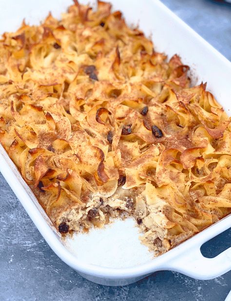 Dairy Free Sweet Noodle Kugel Noodle Kugel Recipe Non Dairy, Dairy Free Noodle Kugel, Gluten Free Kugel, Dairy Free Kugel, Vegan Kugel Recipe, Ww Baking, Sweet Noodle Kugel, Jewish Dishes, Noodle Kugel Recipe