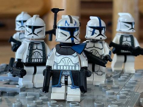 Lego Star Wars Moc Clone Wars, Custom Lego Clone Troopers, Lego Clone Trooper, Lego Clone Army, Lego Clone Wars, Lego Decals, Lego Jedi, Lego Ww2, Lego Clones