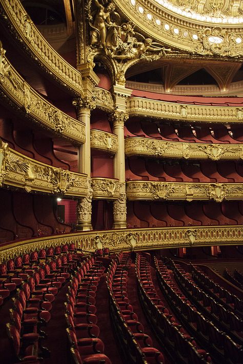 ★ Old Theater, Opera Garnier Paris, Era Victoria, Opera Garnier, A Night At The Opera, Burgundy And Gold, Phantom Of The Opera, Concert Hall, Beautiful Architecture