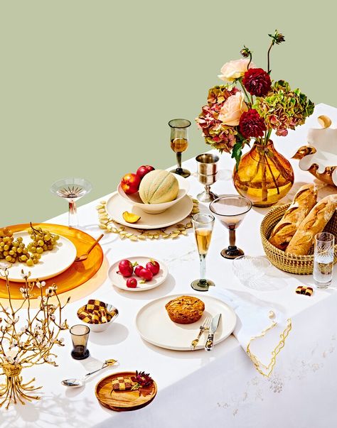 TABLETOP. — Astrid Chastka Thanksgiving Table Photography, Christmas Food Photography, Daily Harvest, Pan Dinners, Prop Stylist, Still Life Photographers, Prop Styling, Food Photography Styling, Wedding Tablescapes