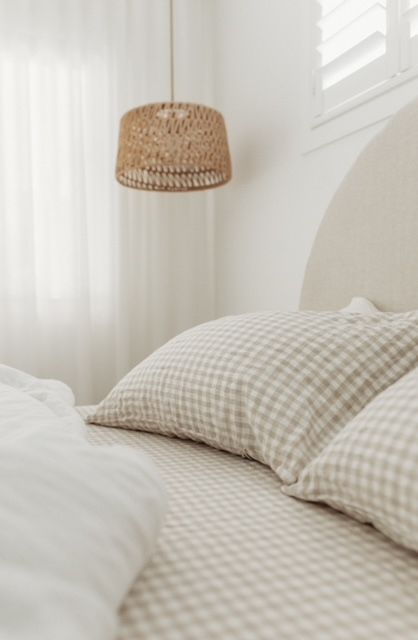 Basement Guest Bedroom, Bedding Beige, Gingham Sheets, White Quilt Cover, Beige Gingham, Calming Patterns, House Mood Board, Gingham Fashion, Gingham Linen