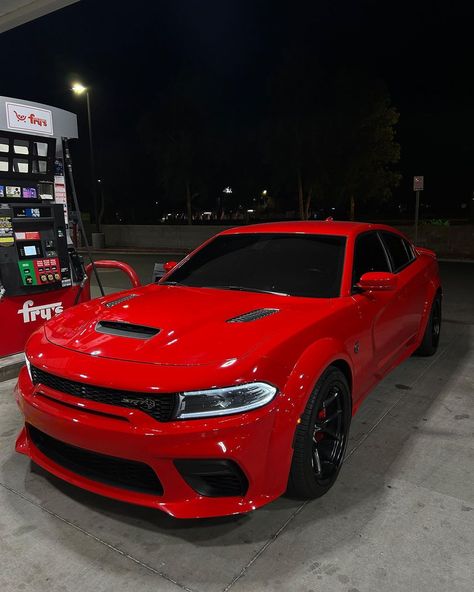 Black Dodge Charger, Car Dodge, Dodge Charger Hellcat, Capas Samsung, Dodge Charger Srt, Dodge Muscle Cars, Pimped Out Cars, Dream Cars Jeep, Lovely Car