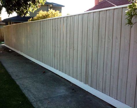 Standard Paling Fence after painting Wood Project Plans, Timber Fence, Cypress Pine, Fence Construction, Types Of Timber, Modern Fence Design, Wood Projects Plans, Timber Fencing, Fence Paint