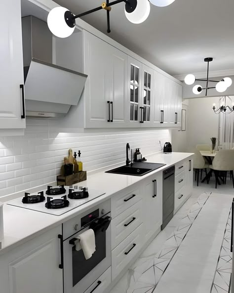 White Kitchen Interior Design, Kitchen Cabinet Color Ideas, Rustic Modern Kitchen, Kitchen Design Modern White, Modern Kitchen Design Open Concept, White Kitchen Design, Dark Kitchen Cabinets, White Modern Kitchen, Style Deco