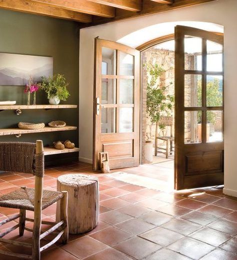 Terracotta Tiles Interior Design, Terracota Floors Living Room, Large Terracotta Tiles, Terra Cotta Floor Living Room, Terracota Tiles Floor Modern, Marfa Architecture, Modern Terracotta Floor, Terracotta Floor Living Room, Terracotta Tiles Living Room