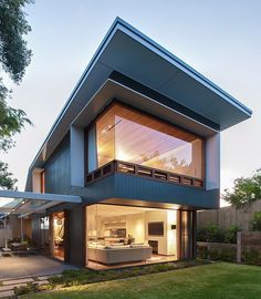 Coogee House by Tanner Kibble Denton Architects Fixed Window, Sydney House, Home Designs Exterior, Hillside House, Contemporary House Exterior, Exterior Wall Design, Amazing Buildings, Modern House Exterior Colors, Contemporary House Design