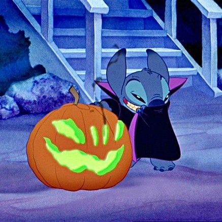 Hallowen goals ❤️🔥 Carving A Pumpkin, Stitch Halloween, A Pumpkin, Halloween Pumpkin, Pumpkin Carving, Carving, Halloween