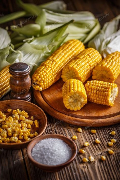 When To Harvest Corn, Corn Casserole Jiffy, Boil Sweet Corn, Freezing Corn, Harvest Corn, Corn Side Dish, Corn Casserole Recipe, Boiled Corn, Corn Dishes