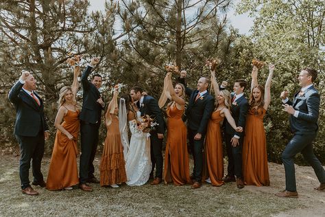 Fall Wedding Family Photos, Groomsmen Colors, Goddess Bride, Cartagena Wedding, Navy Suit Wedding, Orange Gown, Yellow Wedding Invitations, Fall Wedding Color Schemes, Hunter Wedding