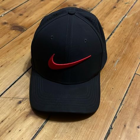 Nike Hat Cap Fitted Red Embroidered Swoosh Golf Mens Stretch Good Condition Nike Hat, Hat Cap, Golf, Conditioner, Nike, Handbags, Plus Fashion, Hats, Red