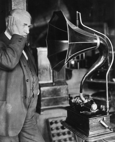 Edison Inventions, Edison Phonograph, Happy Birthday Tom, Thomas Alva Edison, Alva Edison, France Culture, Audio Bible, Thomas Edison, Attention Deficit