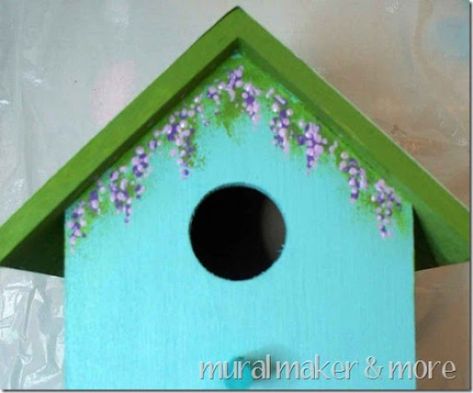 dipdot-birdhouse-14 Safari Mural, Painted Birdhouses, Ladybug House, Birdhouse Ideas, Hand Painted Birdhouses, Homemade Bird Houses, Birdhouse Craft, Bird Houses Ideas Diy, Beautiful Birdhouses