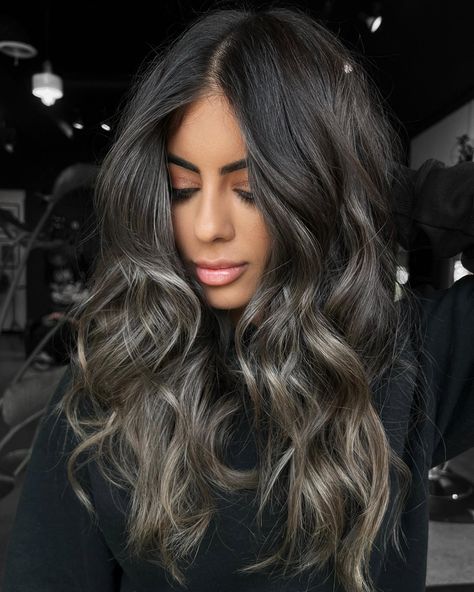 Face-Framing Glowing Ashy Highlights Ashy Highlights Brown Hair, Natural Ash Brown Hair, Medium Ash Brown Hair, Ash Brown Hair Balayage, Light Ash Brown Hair, Grey Brown Hair, Brown Hair Trends, Ash Brown Hair Color, Ash Brown Hair