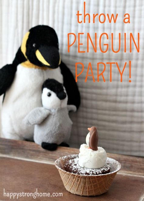 Penguin Birthday Party Ideas, Penguin Party Ideas, Penguin Themed Birthday Party, Penguin Snacks, Vbs Diy, Penguin Unit, Penguin Birthday Party, Penguin Baby Showers, Penguin Activities