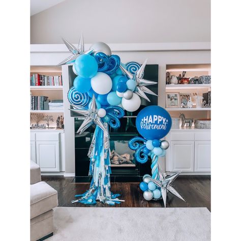 Oversized Balloon Decor, Retirement Party Balloons, Retirement Balloon Ideas, Retirement Balloon Bouquet, Ballon Display, Organic Balloon Column, Balloon Columns Ideas, Retirement Balloons, Balloon Bouquet Ideas