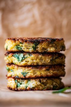 Quinoa Patty, Quinoa Patties, Quinoa Recipes Easy, Vegan Patties, Veggie Patties, Quinoa Burgers, Vegetarian Quinoa, Vegan Quinoa, Veggie Dinner