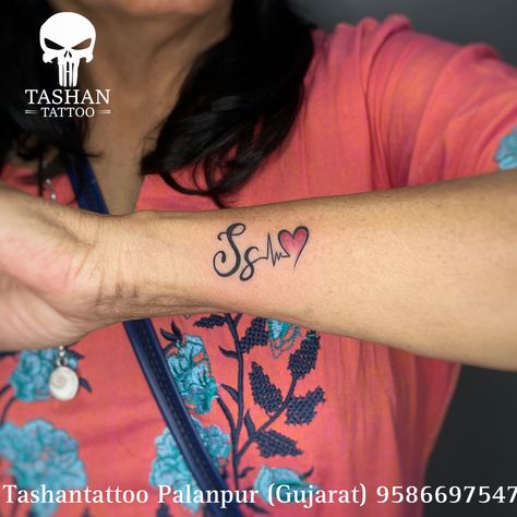 TashanTattoo
AshokTattooWala
S.4.5,Tirupati plaza
Opp. New bus stand
Near gd modi collage
Palanpur (gujrat)
9586697547
9687533310 Ss Tattoo Letter Design, Name Tattoo On Hand, Letter Tattoo, Bedroom False Ceiling Design, False Ceiling Design, Name Tattoo, False Ceiling, Tattoo Lettering, Ceiling Design