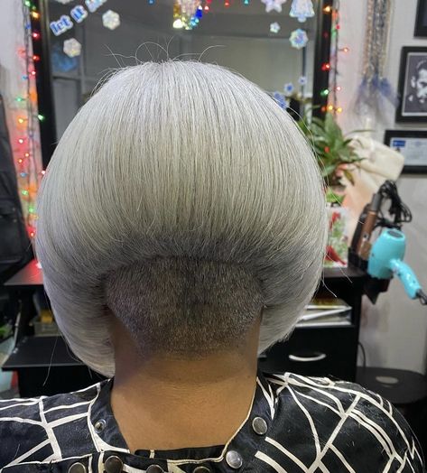 Wedge Bob Haircuts, Short Stacked Wedge Haircut, Short Stacked Bob Hairstyles, Shaved Bob, Sleek Bob Hairstyles, Nape Undercut, Short Hair Back, Stacked Haircuts, Long Hair Cut Short