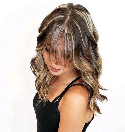 High-Contrast Chunky Blonde Highlights Chunky Highlights Korean, Chunky Highlights Underneath, Chunky Blonde Highlights Dark Underneath, Best Color For Brown Hair, Chunky Brown And Blonde Hair, Top Hair Highlights, Blonde Chunk Highlights, Chunky Dimensional Highlights, High Contrast Hair Highlights