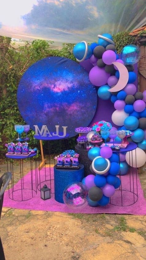 Galaxy Party, Space Birthday Party, Galaxy Theme, 2nd Birthday Party Themes, 9th Birthday Parties, Birthday Party Theme Decorations, Birthday Party For Teens, Birthday Balloon Decorations, 10th Birthday Parties