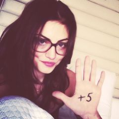 Phoebe Tonkin H2o, No Ordinary Girl, H2o Mermaids, Hair Icon, Ordinary Girls, Joseph Morgan, Phoebe Tonkin, Funny Study Quotes, My Bed