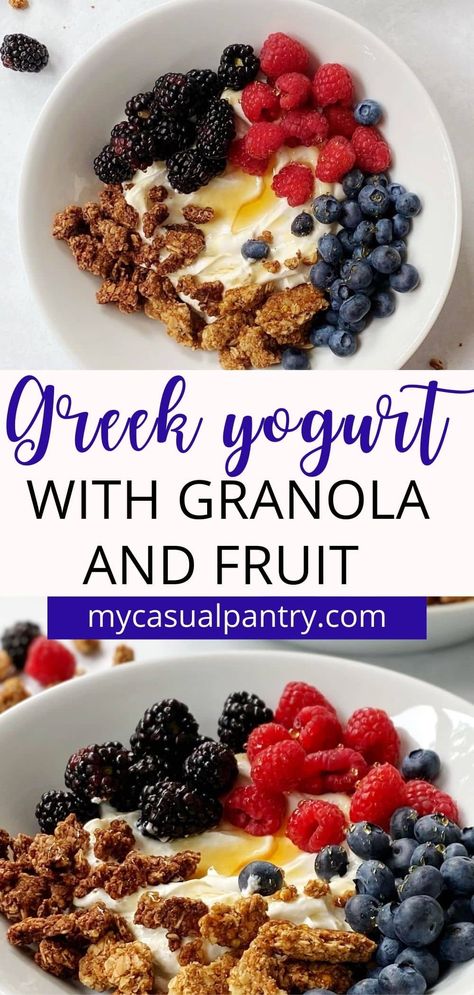 Assemble these Greek Yogurt Bowls with Granola and Fruit in just 5 minutes. Easily customizable and a nutritious way to start the day. Yogurt Granola Bowl Breakfast, Parfait Toppings, Cinnamon Chip Muffins, Yogurt With Granola, Yogurt Breakfast Bowl, Greek Yogurt Breakfast, Yogurt Parfait Recipe, Yogurt Bowls, Granola Parfait